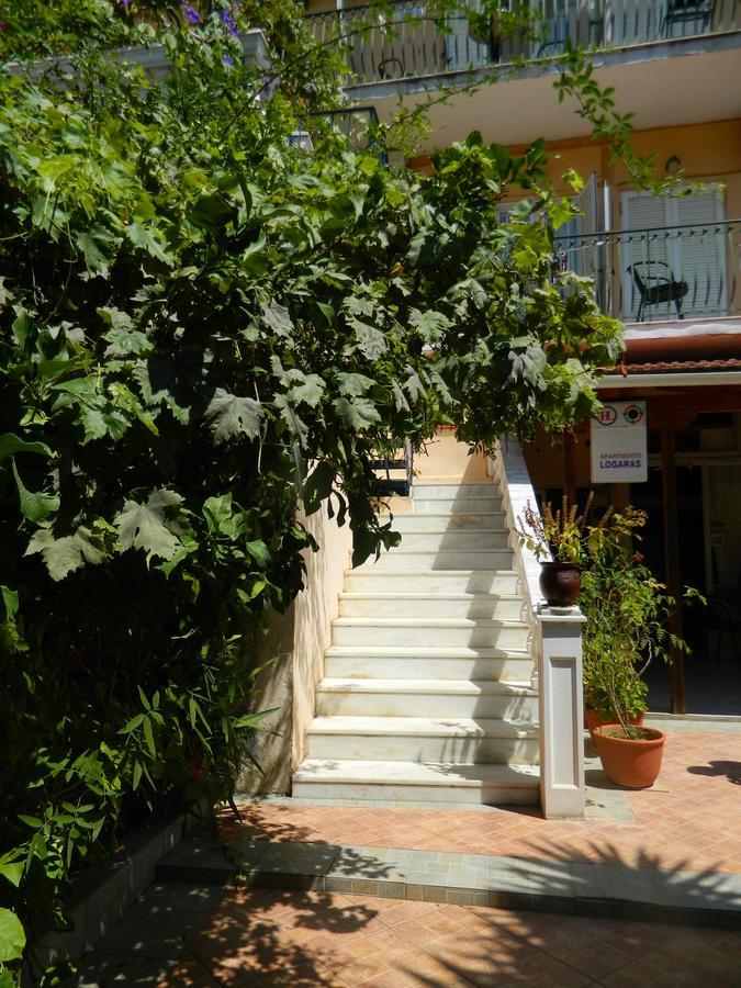 Logara'S Apartments Agia Efimia Extérieur photo